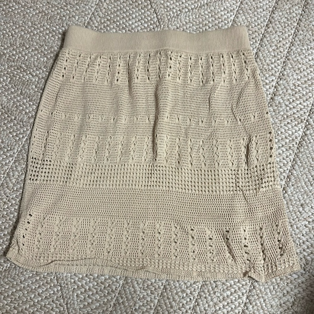 Loft skirt - like new